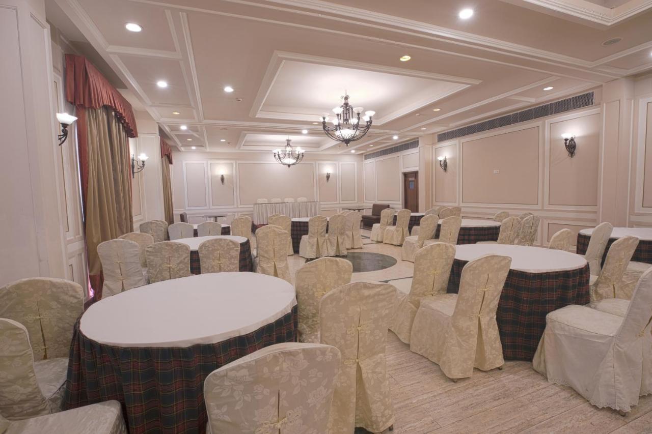 Hotel Le Castle Rudrapur Экстерьер фото