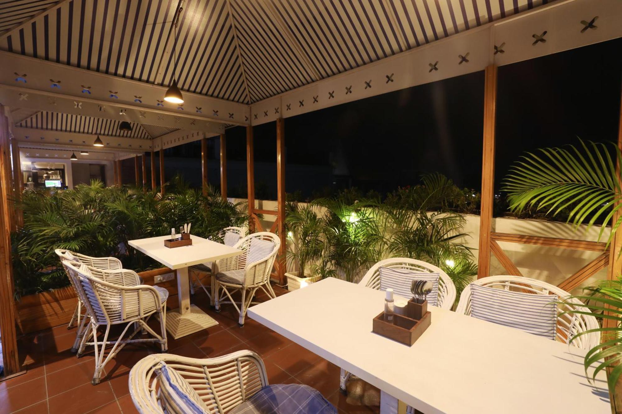 Hotel Le Castle Rudrapur Экстерьер фото